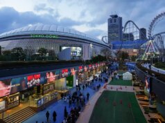 L’operaio del parco a tema di Tokyo muore dopo essere rimasto intrappolato nel meccanismo della giostra durante la manutenzione ordinaria