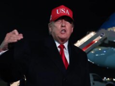 Trump esprime frustrazione nei confronti della NATO, afferma che la marina iraniana “distrutta” mentre gli Stati Uniti si preparano al blocco