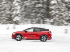 La Volkswagen abbandona la ID.4 completamente elettrica negli Stati Uniti per tornare ai SUV a gasoline