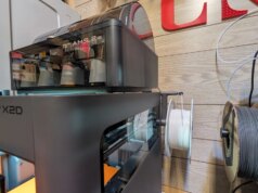 36 ore di stampa con X2D di BambuLab rivelano qualcosa di nuovo accanto a qualcosa di vecchio