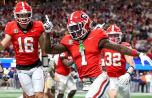 Il rapporto della polizia descrive in dettaglio l’arresto di Zachariah Department giorni prima del Draft NFL per un incidente sul marciapiede