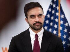 Il sindaco di New York cita un divario di ricchezza razziale di 180.000 dollari per giustificare tasse e tagli alla polizia