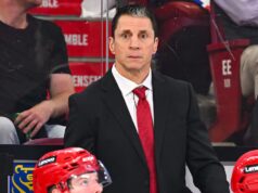 La partenza di Claude risuona a Raleigh