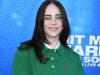 Billie Eilish sfoggia il suo stile eccentrico e ampio alla première del suo movie dopo aver ammesso di provare “euforia di genere” quando indossa abiti da uomo