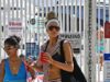Olivia Attwood e Stacey Solomon si spogliano in costume da bagno mentre guidano un esercito di influencer in un viaggio alla moda a Miami