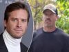 Armie Hammer debutta con un nuovo look come lo vede per la prima volta in un ANNO dopo che lo scandalo del “cannibale” ha imploso la sua carriera