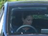 Kirsty Gallacher viene vista al volante della sua Tesla da 55.000 sterline per la prima volta da quando ha scontato un divieto di guida di sei mesi per eccesso di velocità – la sua quinta infrazione automobilistica in otto anni