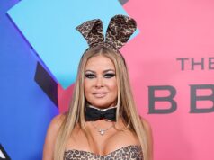 Carmen Electra poserà di nuovo per Playboy all’età di 54 anni… tre decenni dopo la sua prima foto di nudo