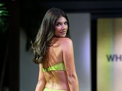 Samie Elishi e Millie Court docket di Love Island si sono esibite MOLTO audaci in bikini succinti perizoma mentre sfilano alla sfilata White Fox a Miami