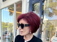Sharon Osbourne appare disinvoltamente stylish in complete black mentre si gode uno purchasing sfrenato da Zadig&Voltaire a Beverly Hills