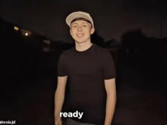 Il rapper di TikTok Phoenix JD rivela di essere il figlio dell’iconica star della boyband dei 911 – mentre prende in giro la musica di suo padre sostenendo che è “s**t”