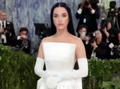 Katy Perry brinda al fidanzamento di Josh Groban nello sfacciato TikTok