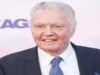 Jon Voight implora di vedere Angelina prima che lasci Los Angeles