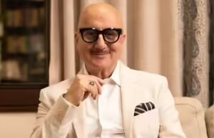 Anupam Kher riflette sul suo viaggio durato 55 anni