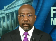 Sen. Raphael Warnock: Corte Suprema "ha gettato benzina su questa corsa agli armamenti di riorganizzazione dei distretti"