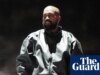 Kanye West perde la causa per un campione non autorizzato giocato all’evento dei tifosi allo stadio