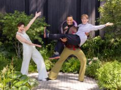 I presentatori si godono la prima uscita come trio all’RHS Chelsea Flower Present