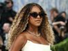 Met Gala 2026: Blue Ivy debutta in Balenciaga e assomiglia proprio a mamma Beyoncé