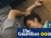 Recensione di Jimpa – Olivia Colman e John Lithgow si presentano per un indulgente dramma familiare queer