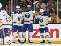 I Sabres costruiscono il vantaggio iniziale, eliminano i Bruins in Gara 6