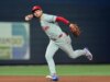 Aaron Nola, Phillies Clean Marlins per completare la vittoria della serie