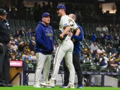 L’asso dei Brewers Jacob Misiorowski lascia il gioco a causa di crampi alle gambe