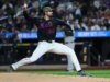 Incontra RHP Clay Holmes (perone fratturato) fuori “da molto tempo”