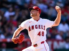 Tifosi di Reid Detmers 14, poi gli Angels se ne vanno dai Rangers