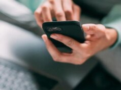 La truffa dello scambio SIM ha prosciugato il conto bancario di una donna della Florida in pochi minuti