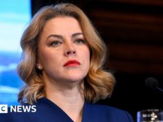 Il primo ministro lettone si dimette dopo una lite sui droni ucraini vaganti