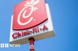 Ex dipendente di Chick-fil-A accusato di un programma di mac-and-cheese da $ 80.000