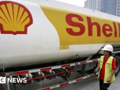 I profitti della Shell aumentano mentre la guerra con l’Iran fa salire i prezzi del petrolio