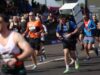 Il coraggio della maratona di Londra con un frigorifero su entrambi si appresta a incatenare 32 maratone in 32 giorni