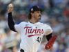 L’asso dei gemelli Joe Ryan esce presto contro i Blue Jays con apparente infortunio