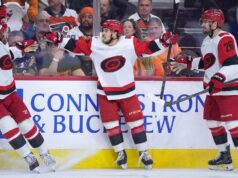 Gli uragani entrano nella storia della NHL con una serie di volantini nel secondo spherical