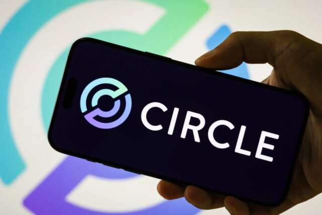 Circle-Crypto-Arc-1280x853.jpg