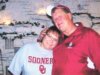 Una donna dell’Oklahoma scopre che il marito period un canadese che aveva simulato la sua morte 37 anni prima in un incendio in un fienile