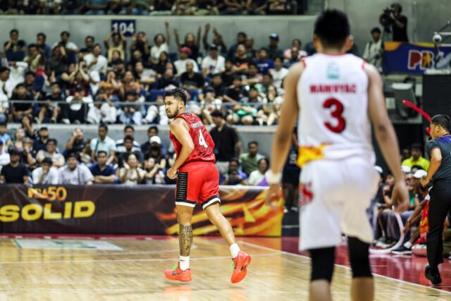 IMG_2322_PBA-50-Commissioners-Cup-semifinals-Ginebra-Rain-or-Shine_RJ-Abarrientos-scaled.jpg