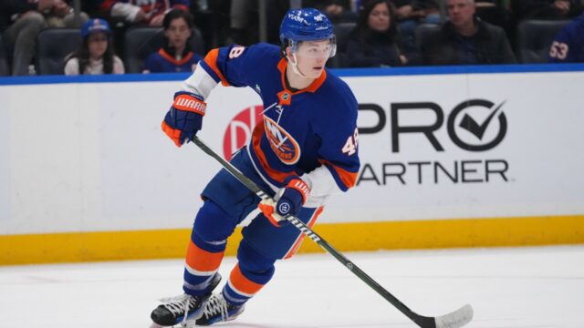 New-York-Islanders-Matthew-Schaefer.jpg