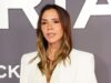 Victoria Beckham afferma che essere madre “non significa mai essere invadenti”