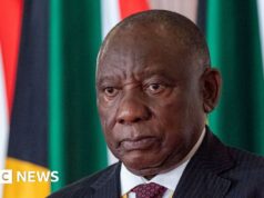 Il presidente sudafricano lancia un ricorso legale contro un rapporto che potrebbe portare all’impeachment