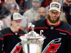 I veterani degli Hurricanes assaporano la svolta nel raggiungimento della finale della Stanley Cup