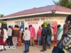 Sedici alunni uccisi nell’incendio di una scuola in Kenya, cube la polizia locale