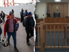 Il giudice dell’immigrazione della California fa causa al Dipartimento di Giustizia, sostenendo che è stata licenziata perché period una democratica registrata, una donna sopra i 40 anni