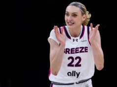 Cameron Brink afferma che essere bianca e bionda le dà un privilegio di advertising and marketing rispetto agli altri giocatori della WNBA