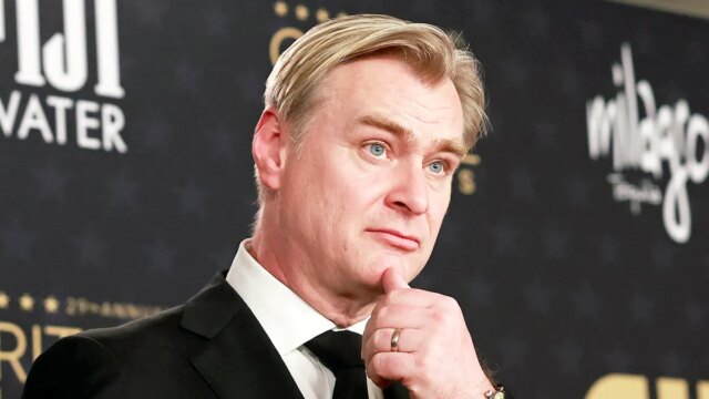 christopher-nolan-critics-choice-awards.jpg