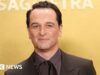 Matthew Rhys parla della sua nuova commedia horror e della città su cui è “fortemente basata”