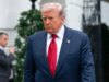 Secondo quanto riferito, Trump punta a una rinnovata azione militare mentre i negoziati con l’Iran falliscono e aumentano i titoli dei giornali