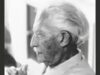 Citazione del giorno dello psicoanalista Erik Erikson: “La speranza è la virtù più antica e più indispensabile inerente allo stato di vita. Se si vuole che la vita sia sostenuta, la speranza deve rimanere, anche dove la fiducia è ferita, compromessa.”