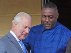 King ha detto a Sir Idris Elba che avrebbe fatto il DJ alla festa nel giardino del palazzo, cube l’attore